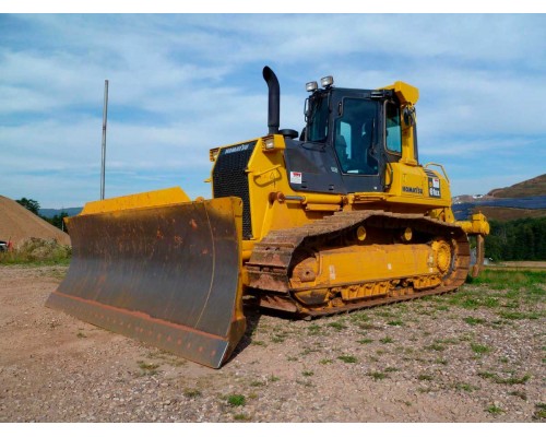 Бульдозер Komatsu D61 Бульдозер Komatsu D61