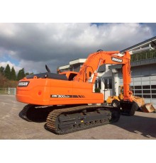Гусеничный экскаватор Doosan DX300LCA