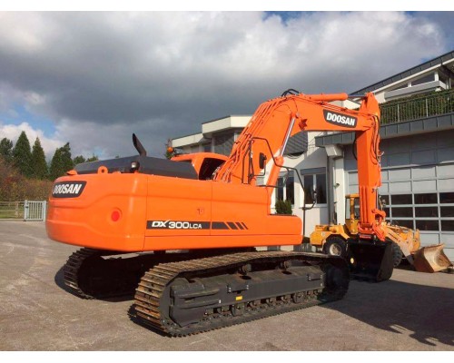 Гусеничный экскаватор Doosan DX300LCA Гусеничный экскаватор Doosan DX300LCA