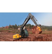 Гусеничный экскаватор John Deere E140LC