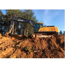 Гусеничный экскаватор John Deere E300 LC