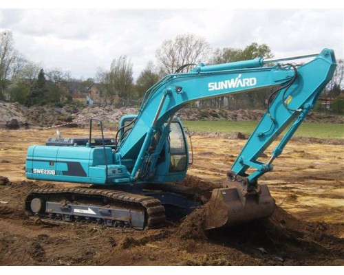 Гусеничный экскаватор Sunward SWE230LC Гусеничный экскаватор Sunward SWE230LC