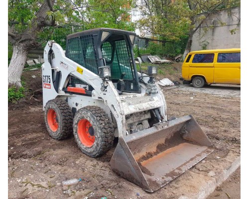Мини-погрузчик Bobcat S175 Мини-погрузчик Bobcat S175