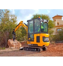Мини-экскаватор JCB 15