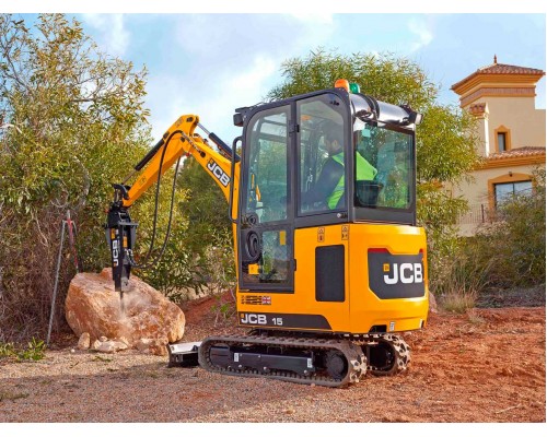 Мини-экскаватор JCB 15 Мини-экскаватор JCB 15