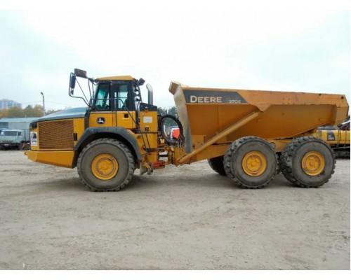 Cамосвал cочлененный John Deere 370E Cамосвал cочлененный John Deere 370E